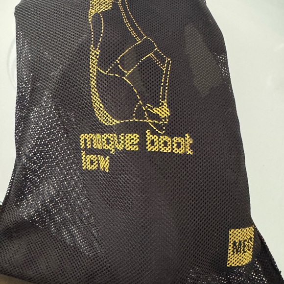 Black water Shoes - Picture 2 of 7